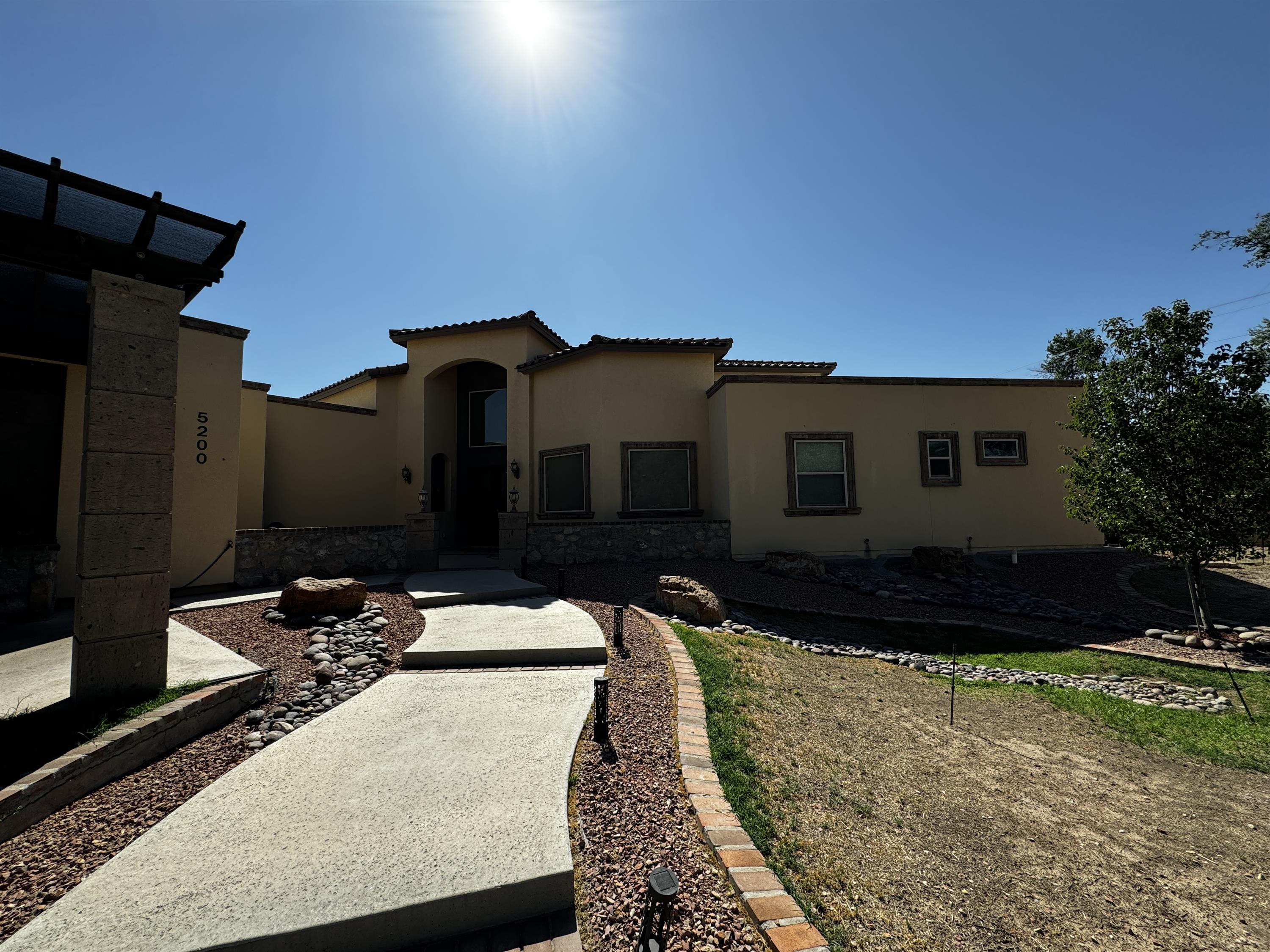 5200 Garden Valley