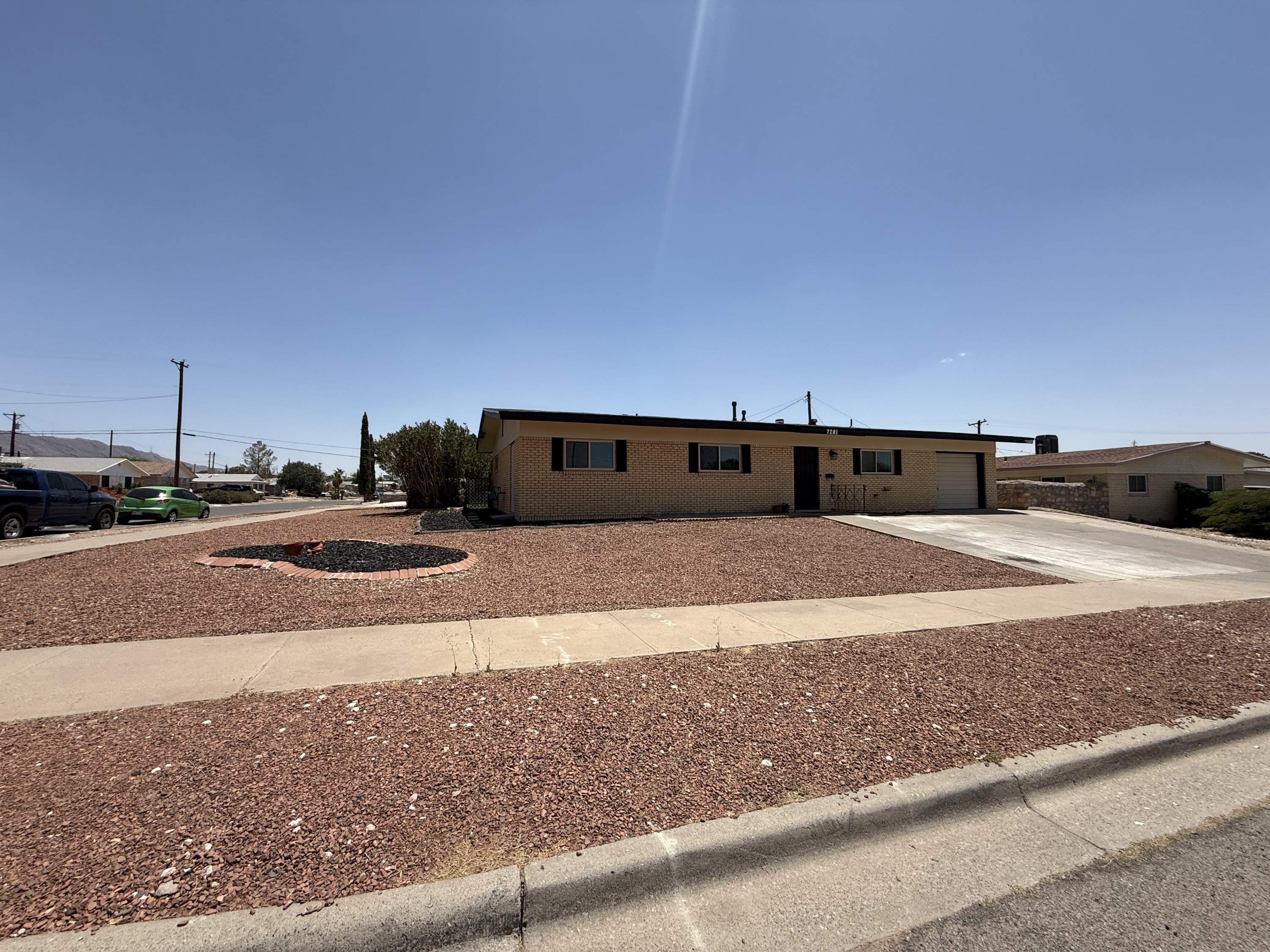 7201 Armistad Avenue